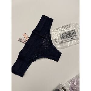VICTORIA’S SECRET - 7 Pieces (variety) - Thong Panties Underwear - NWT - Size S